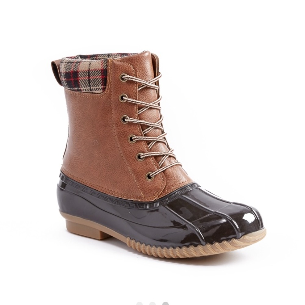 NWOT - Classic Duck Boot, ShoeDazzle